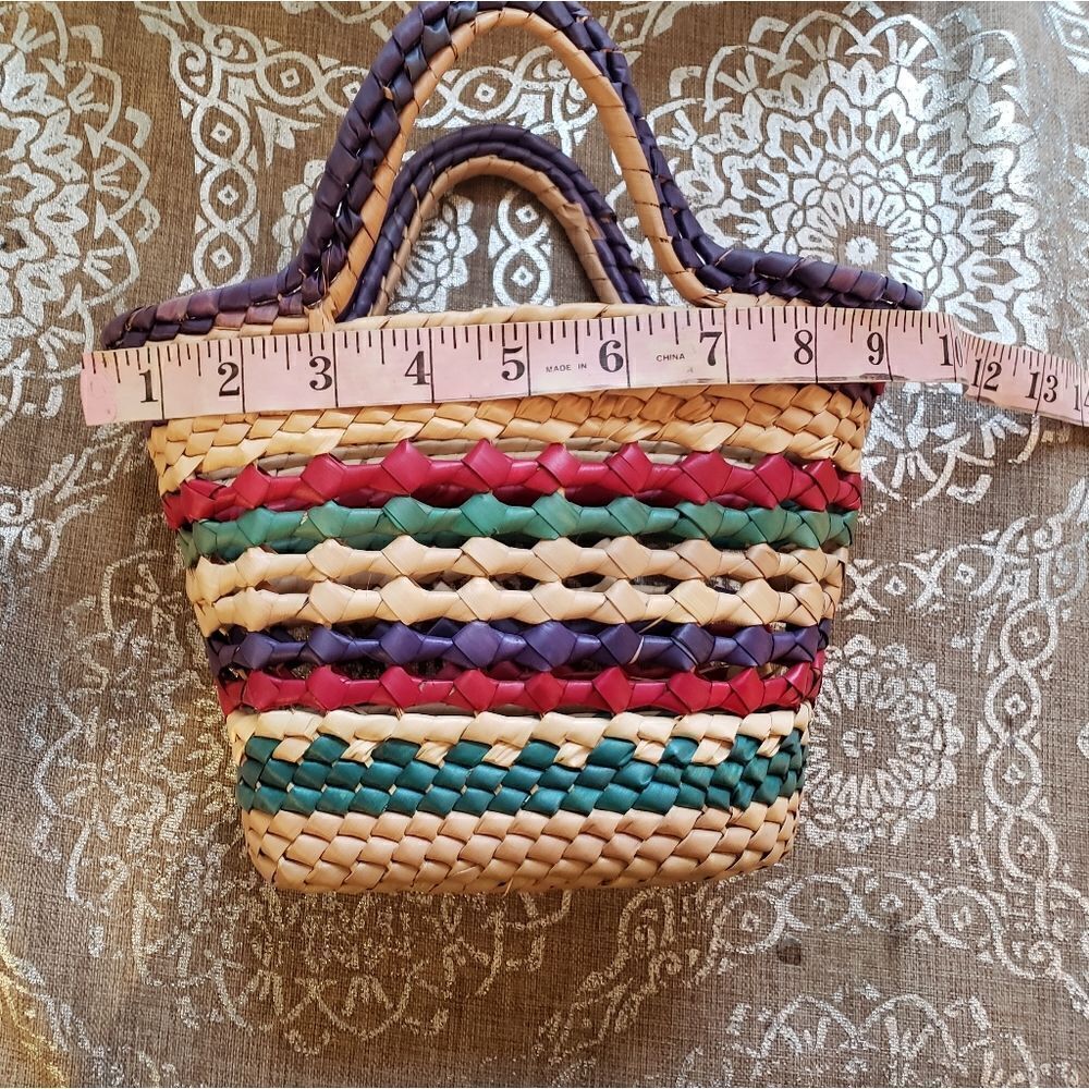 Basket   - Picture 9 of 10